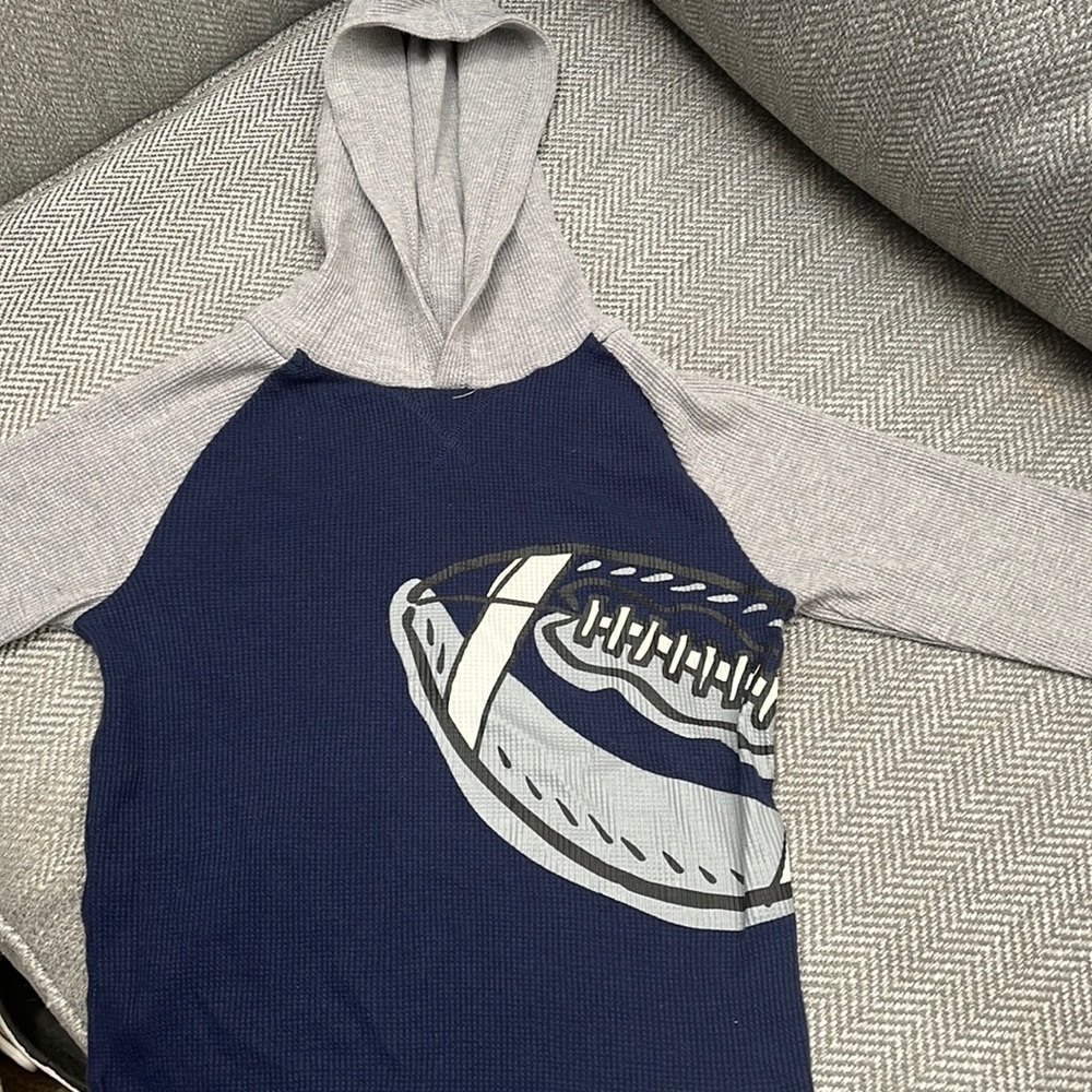 4T long sleeve hoodie